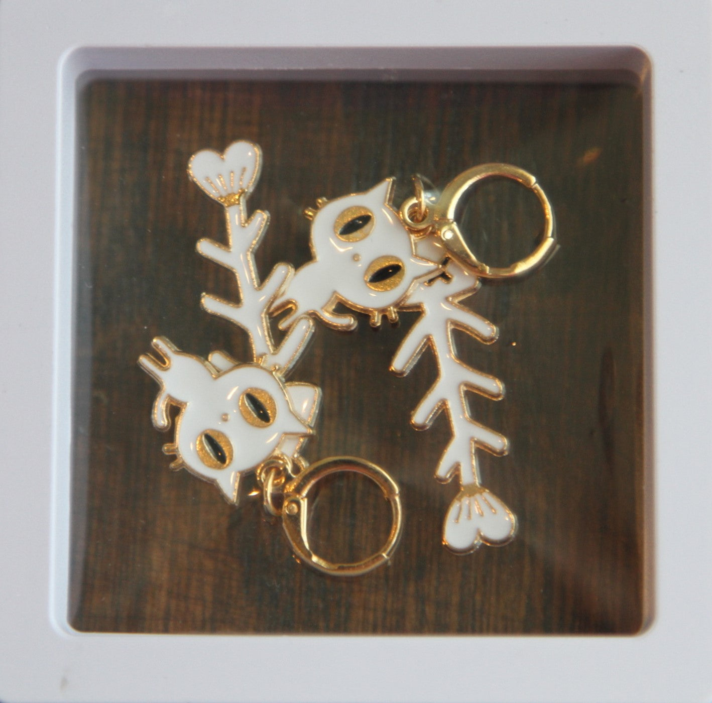 Cat & Fish Bones Stitch Markers